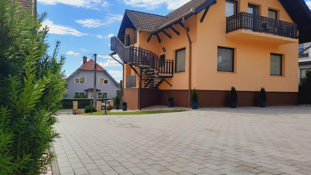 Apartmanhaz King Hévíz Exteriör bild